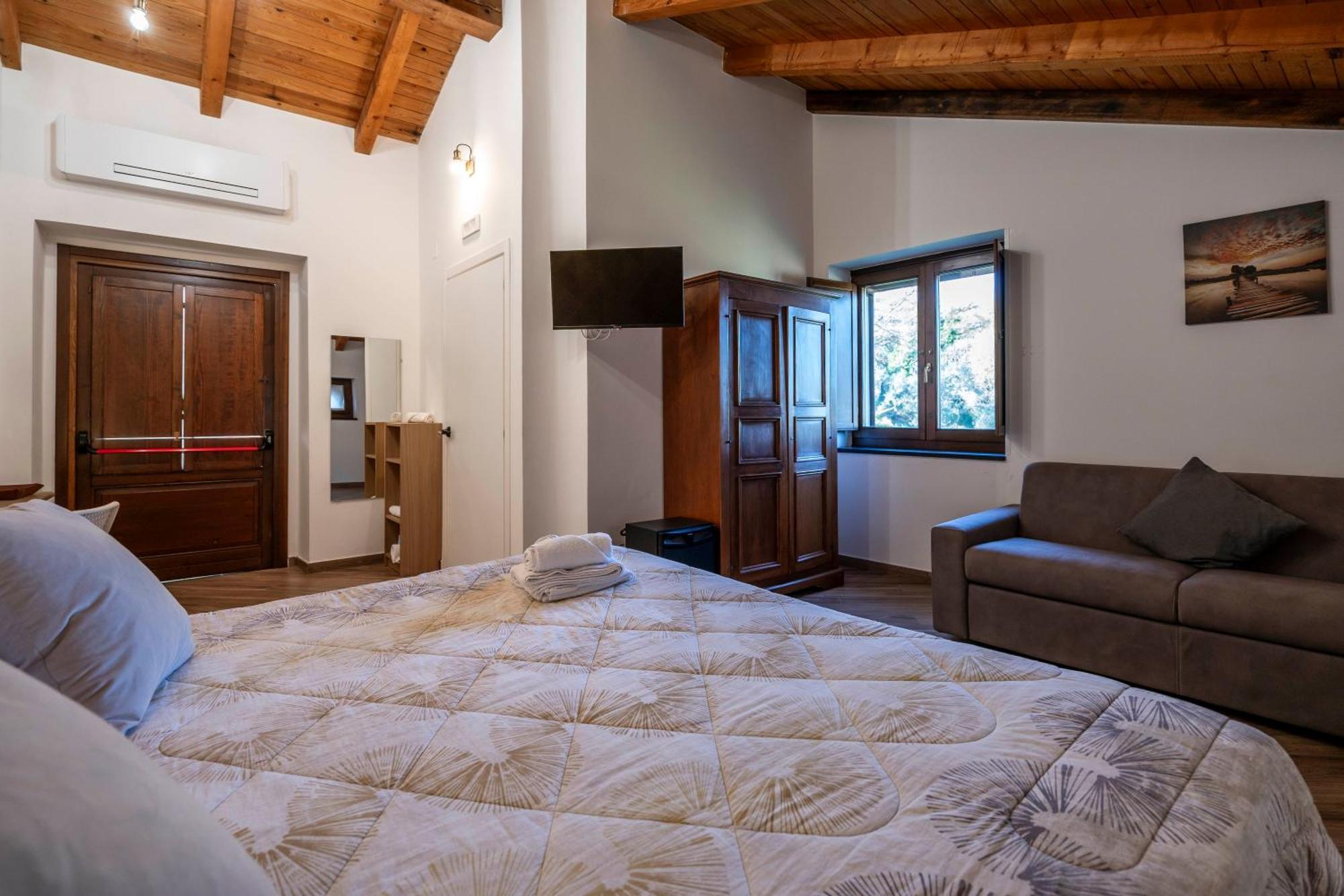 Le Querce Farmhouse Agropoli Phòng bức ảnh