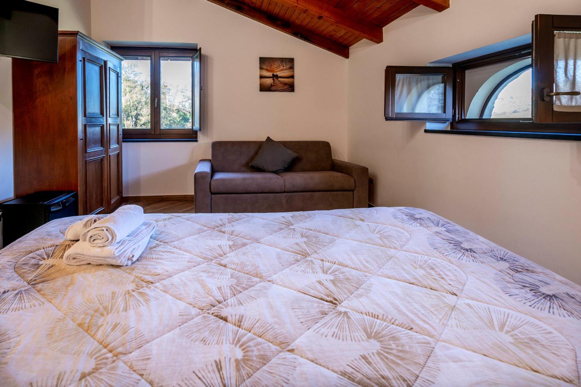 Le Querce Farmhouse Agropoli Phòng bức ảnh